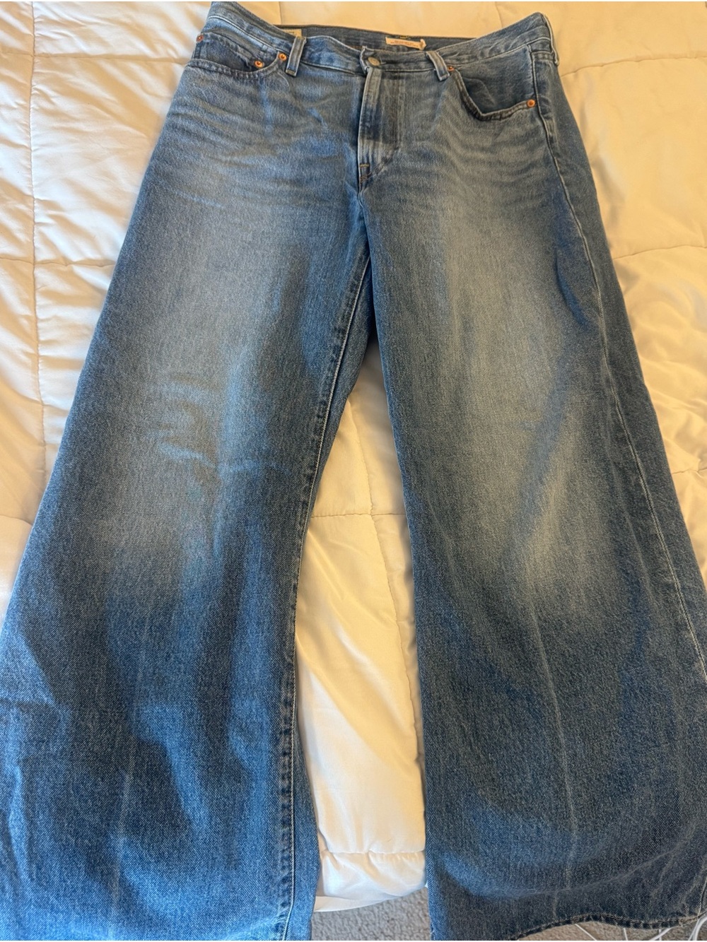 Levi’s Ribcage Wideleg
